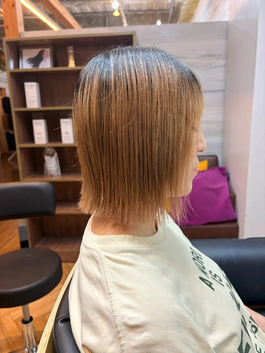 ショート ボブ 外ハネヘア 矢崎 智也のヘアスタイル