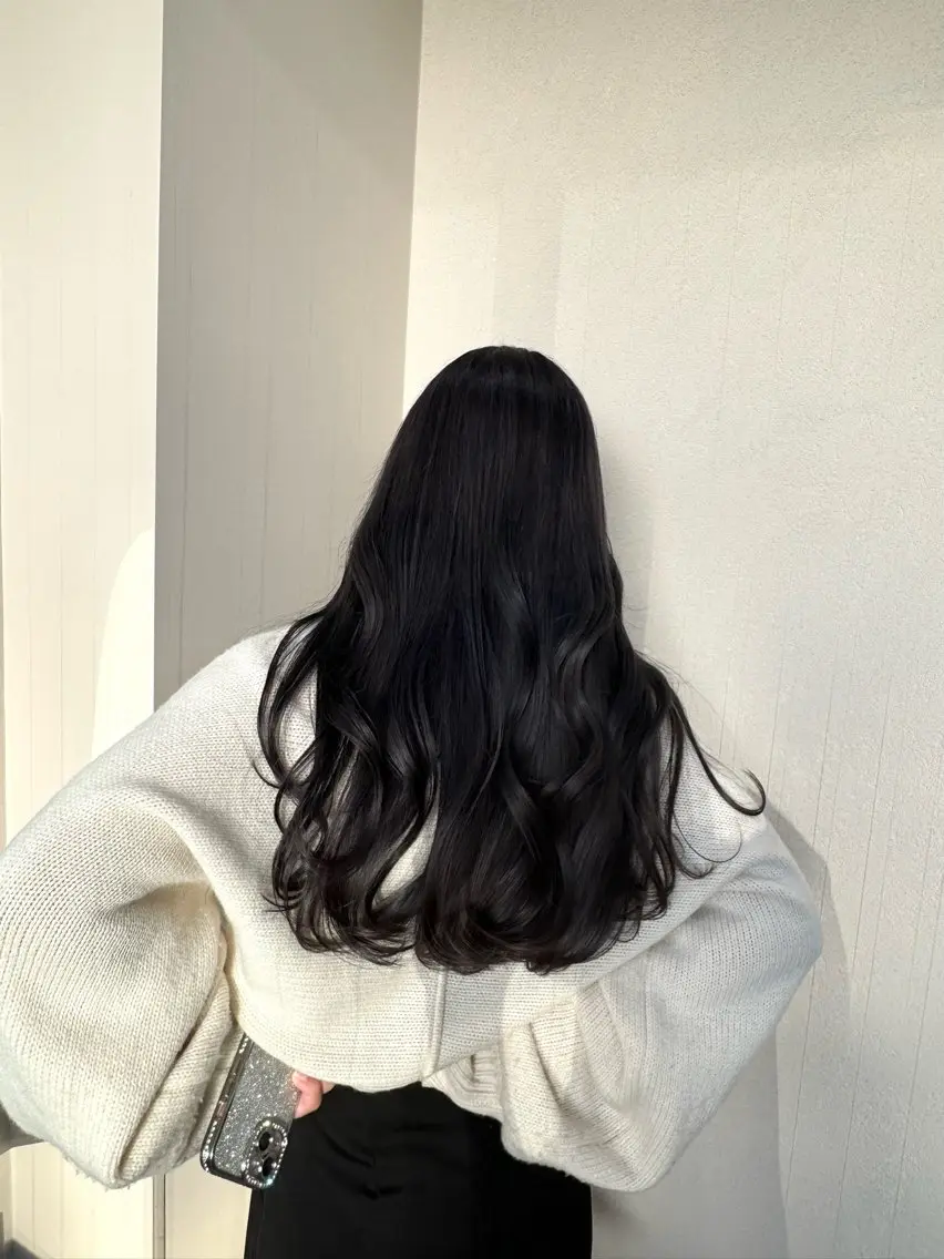 カラー ハイトーン×レイヤー /RINのヘアスタイル