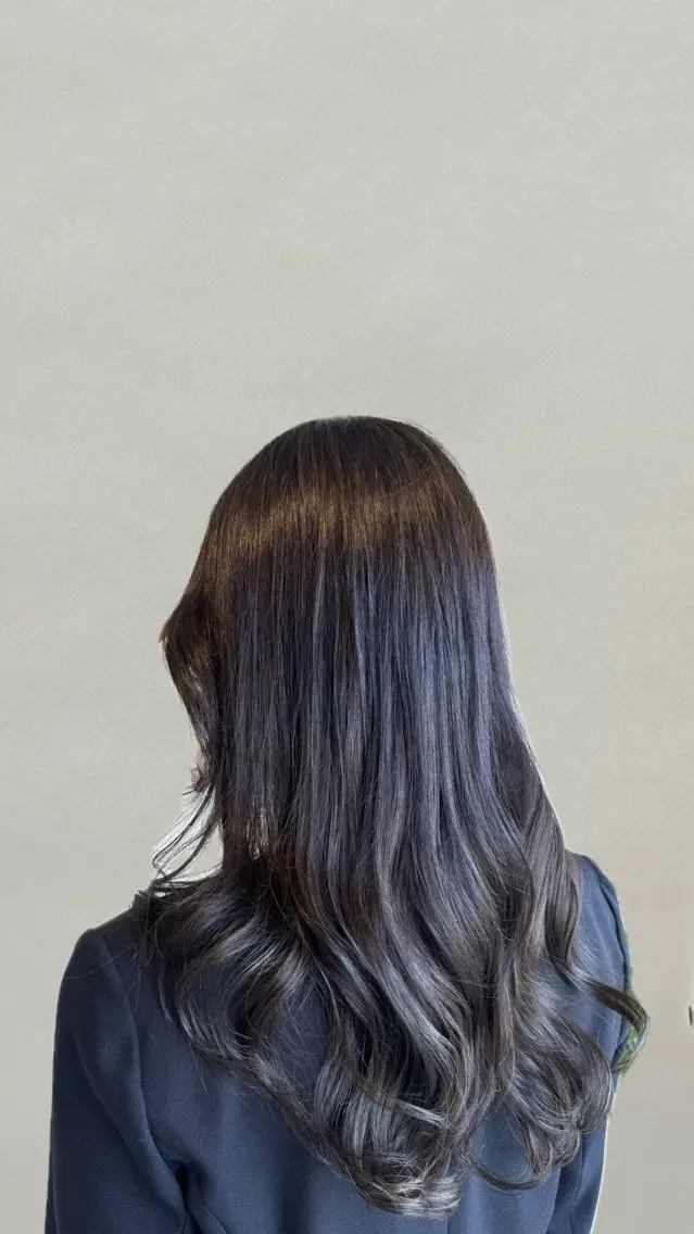 カラー アッシュ ハイライトカラー 【モデル募集中】 RIRIKAのヘアスタイル
