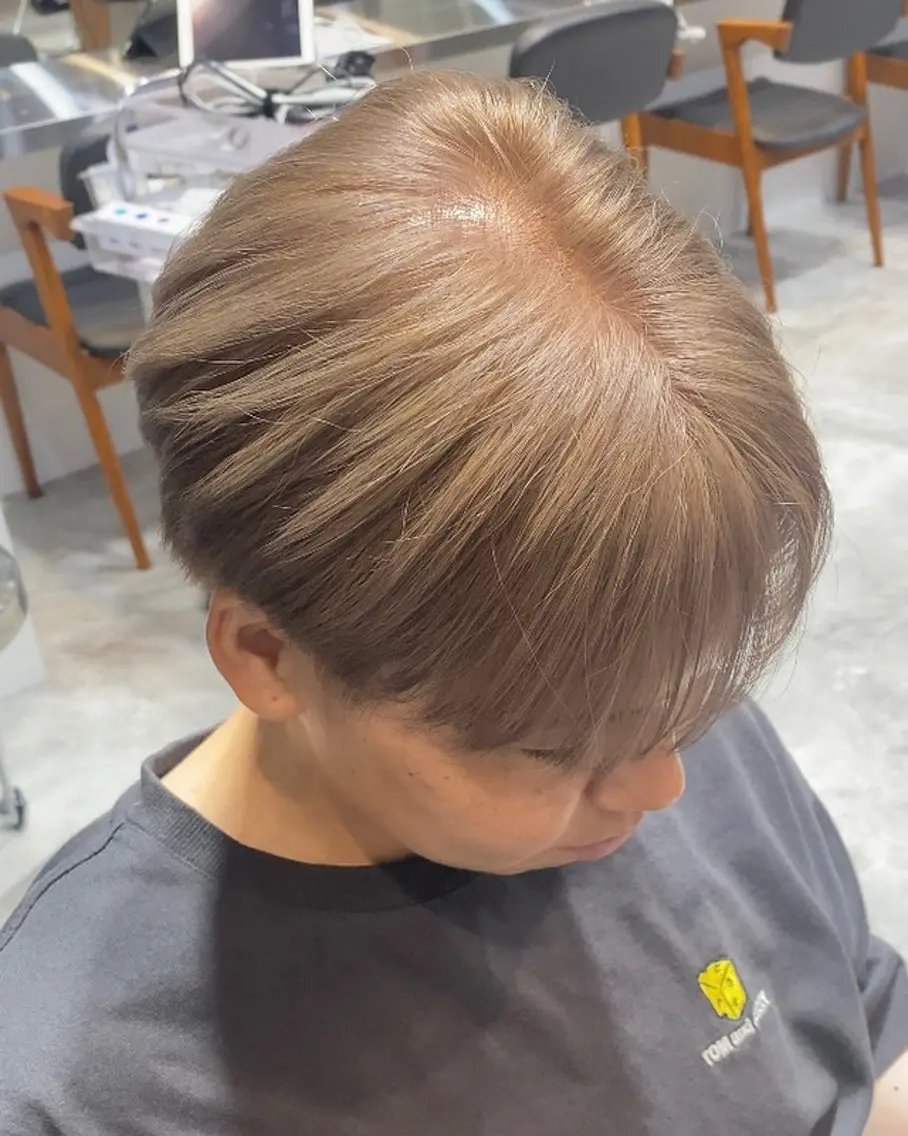 cut+Bleach double color(ハイライトorインナーカラーorグラデーションカラー)の写真