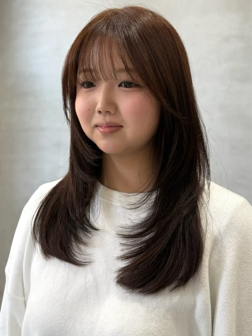 ロング レイヤーカット カット ヘアカラー 透け感カラー/ SUのヘアスタイル