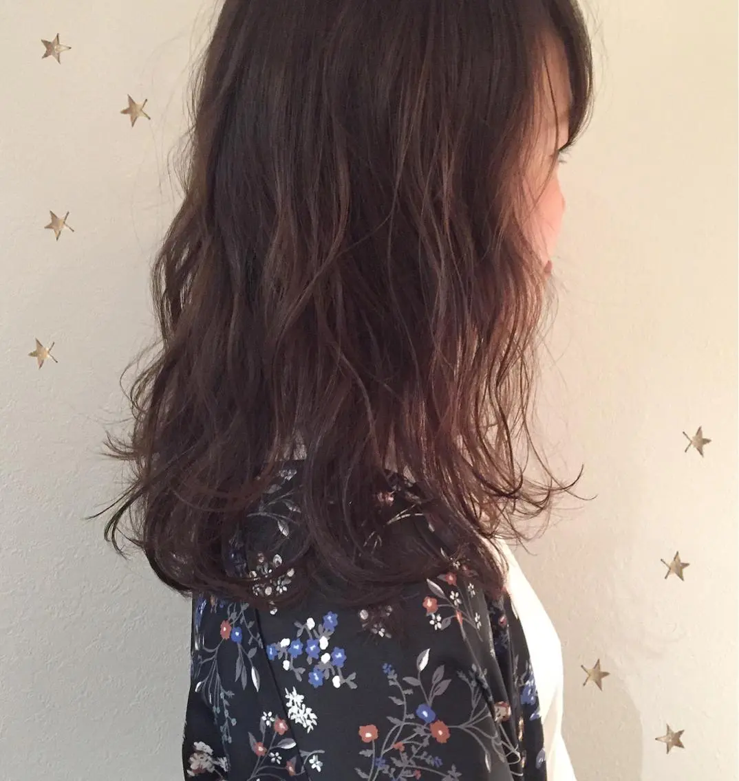 ミディアム 市川 千夏のヘアスタイル