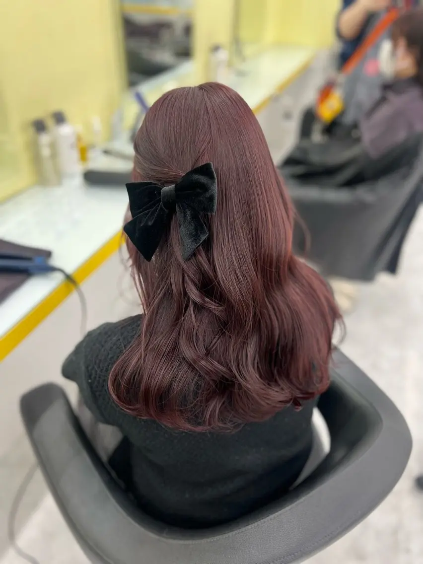 ロング カラー ヘアカラー トリートメント 🧸レイヤー× ベージュ🥯カホ🍯のヘアスタイル