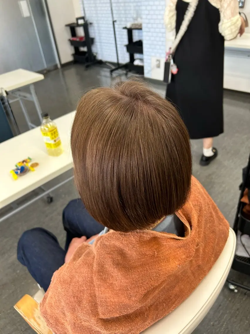 ショート カラー ブラウンカラー 安田 百花のヘアスタイル
