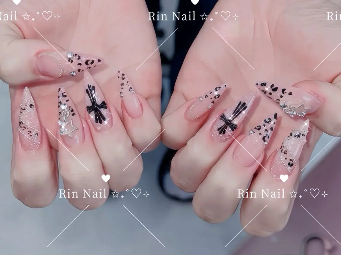 ネイル べっ甲ネイル ブルー 長さ出し フレンチネイル ジェルネイル ハンドネイル Rin Nail 新大久保店のネイルデザイン