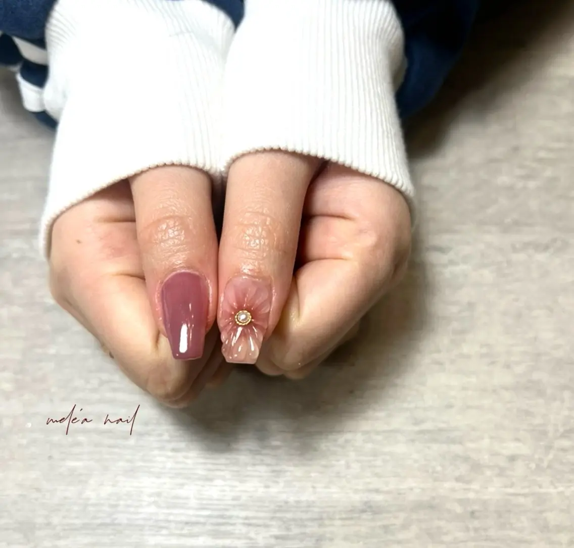 ネイル フラワーネイル ぷっくりネイル ハンドネイル miho meléanailのネイルデザイン