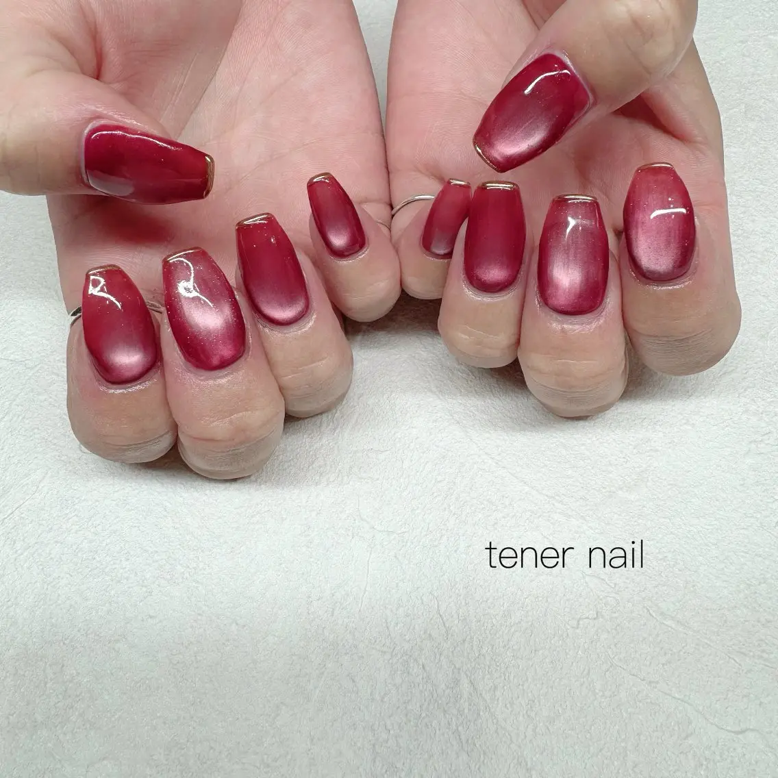 ネイル フレンチネイル マグネットネイル ミラーネイル 赤色 ハンドネイル テネルネイル tener nailのネイルデザイン