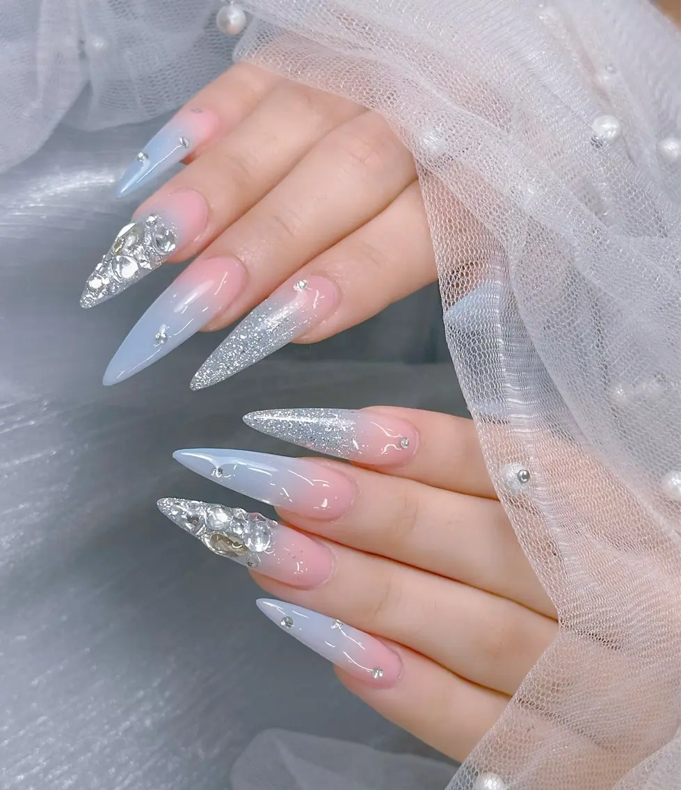 ネイル アートネイル ジェルネイル ハンドネイル Luna Nail.Novaのネイルデザイン