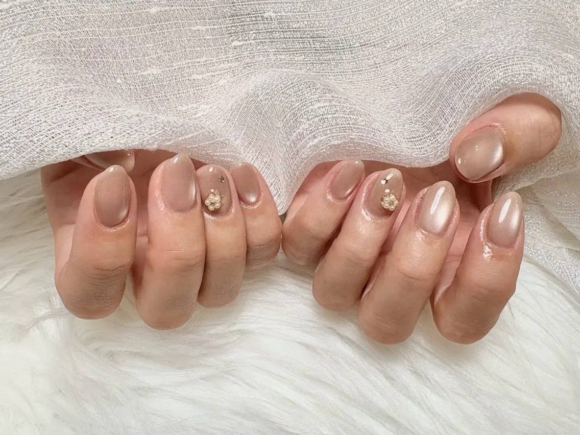 ネイル ハンドネイル Eclat［ｴｸﾗ］ Yuriのネイルデザイン