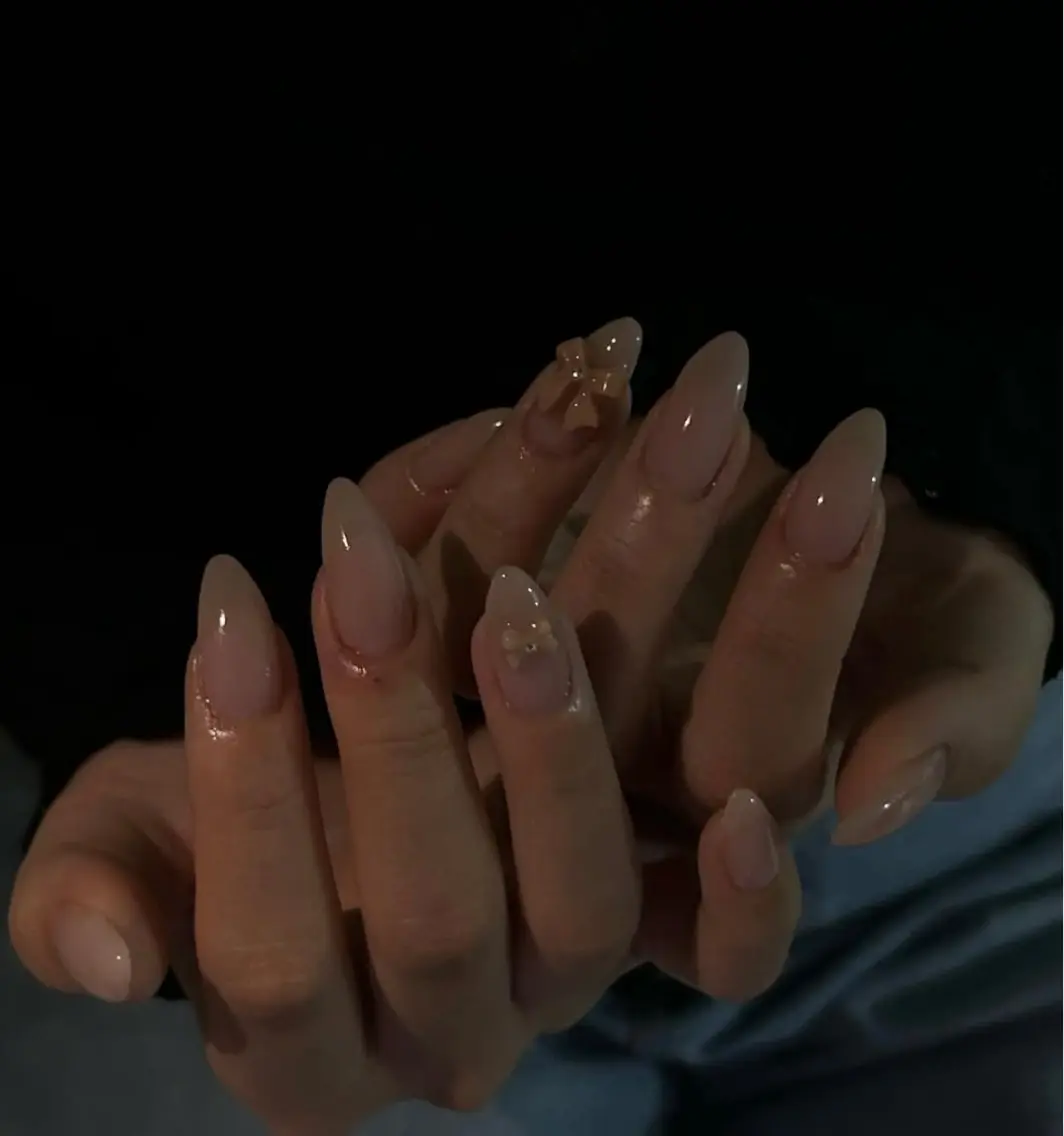 ネイル アートネイル スカルプネイル ストーンネイル ネイルチップ NiJi Nailsのネイルデザイン