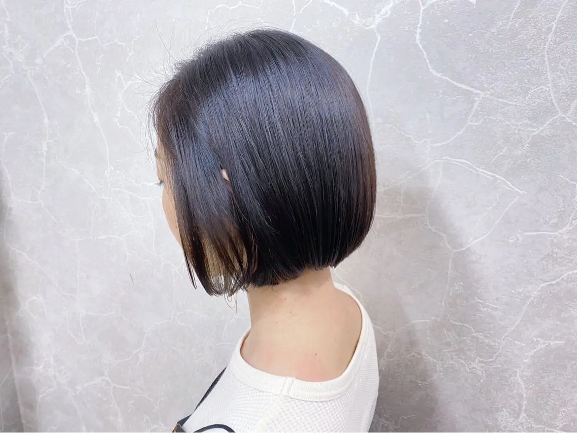 ミディアム・ボブの方💇‍♀️カット+カラー⚠️3cm以上切らせていただける方⚠️の写真