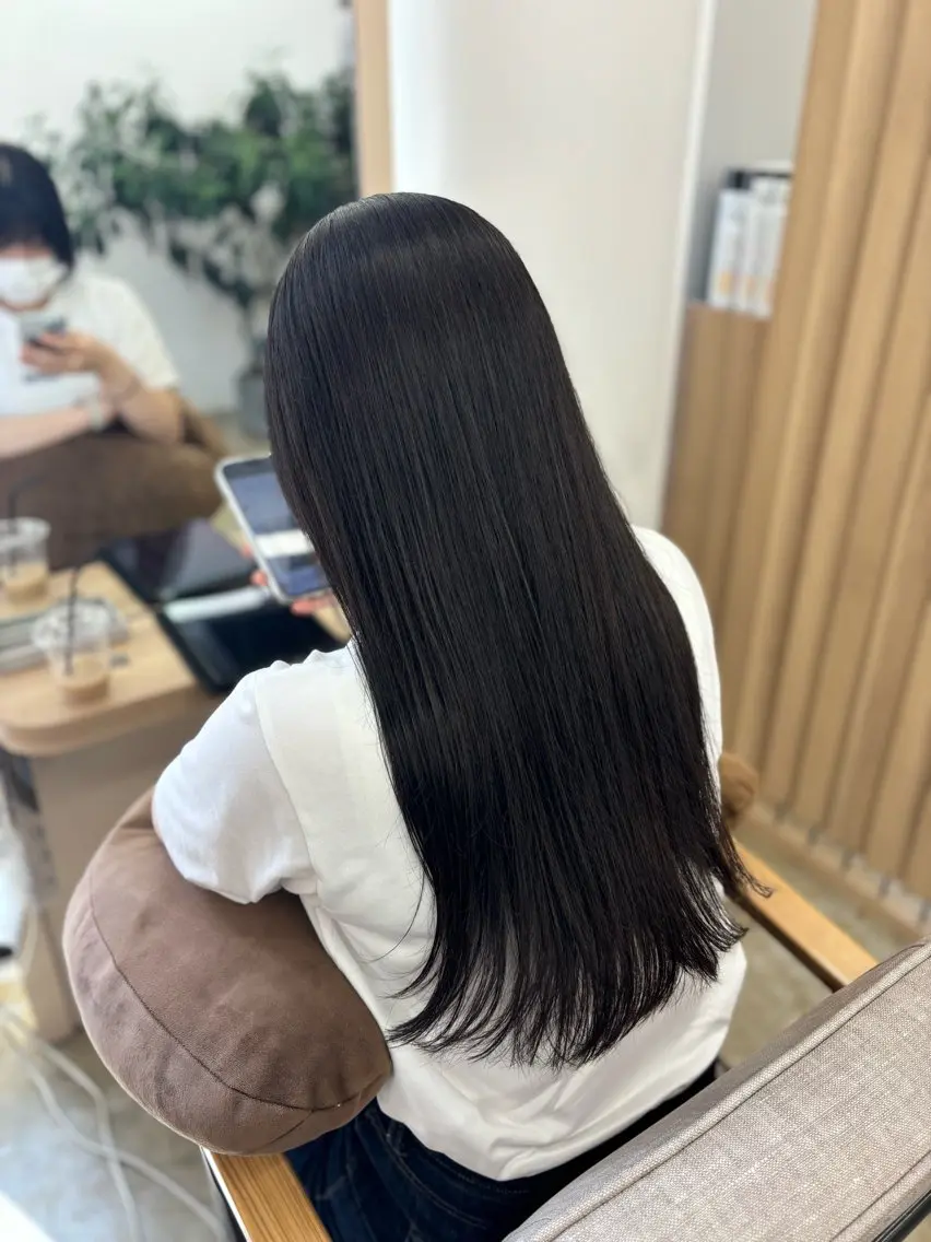 ロング カラー アディクシーカラー ブリーチ 透明感カラー ヘアカラー トリートメント 肌に馴染むカラー 梅田・増田のヘアスタイル