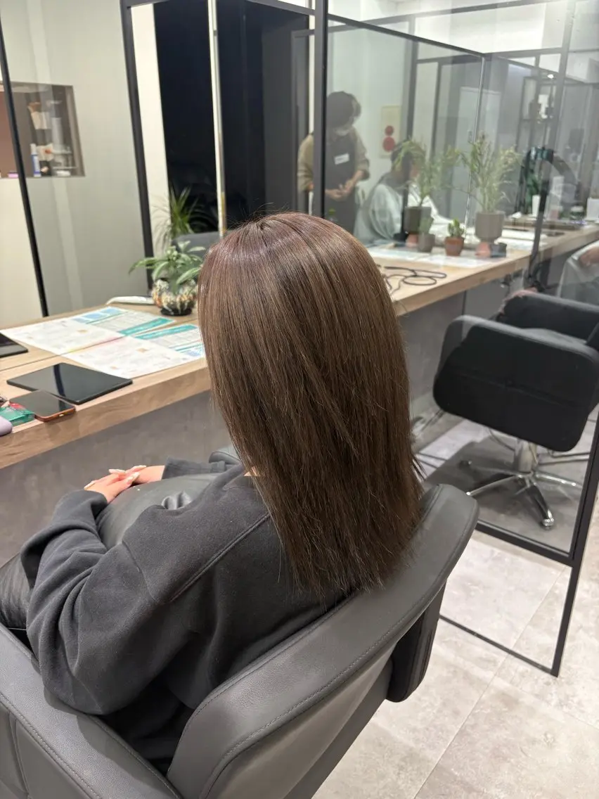セミロング COCO .のヘアスタイル