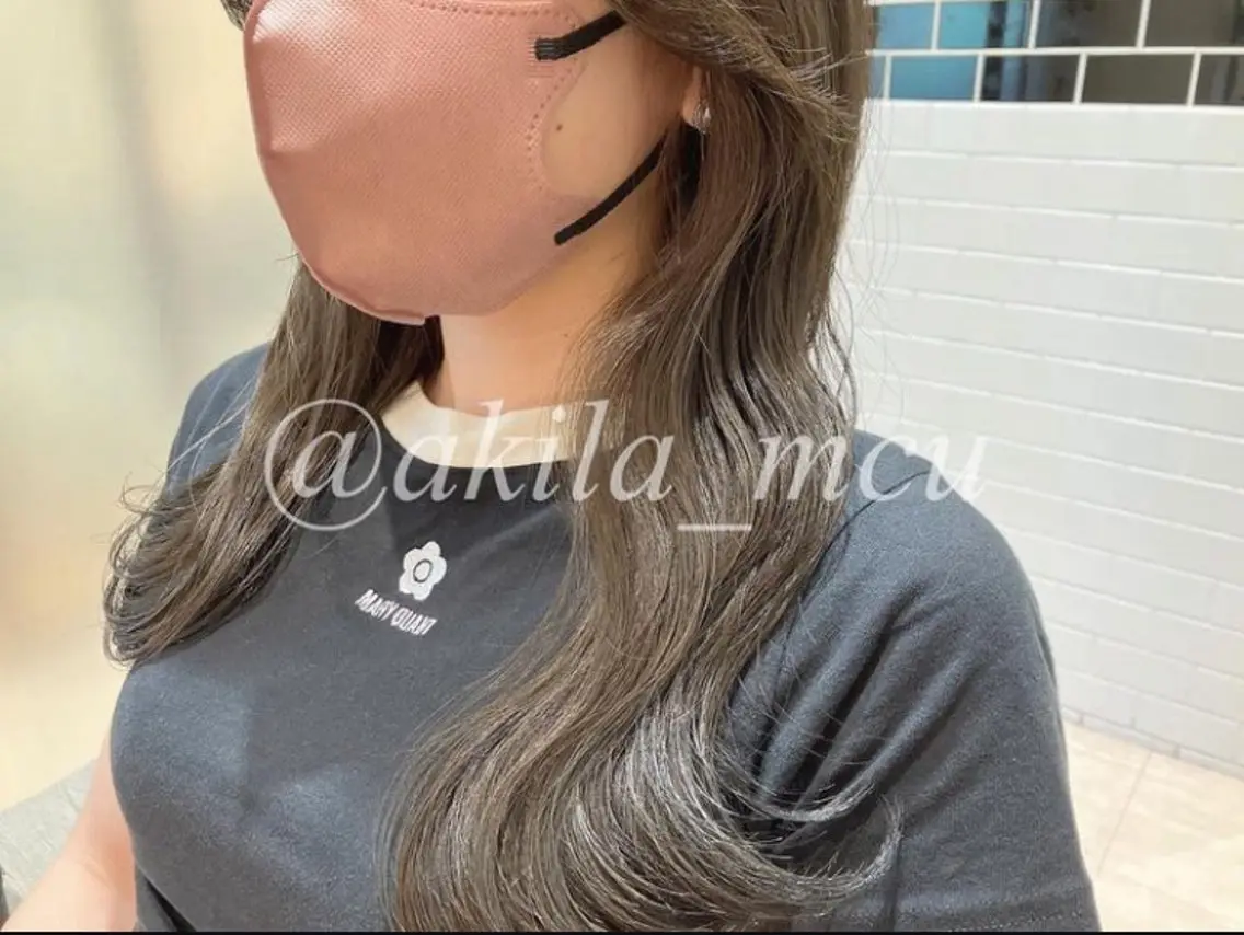 ロング カラー ヘアアレンジ アッシュ ブリーチ 透明感カラー グレージュ ブリーチなしカラー エグチ アキラのヘアスタイル