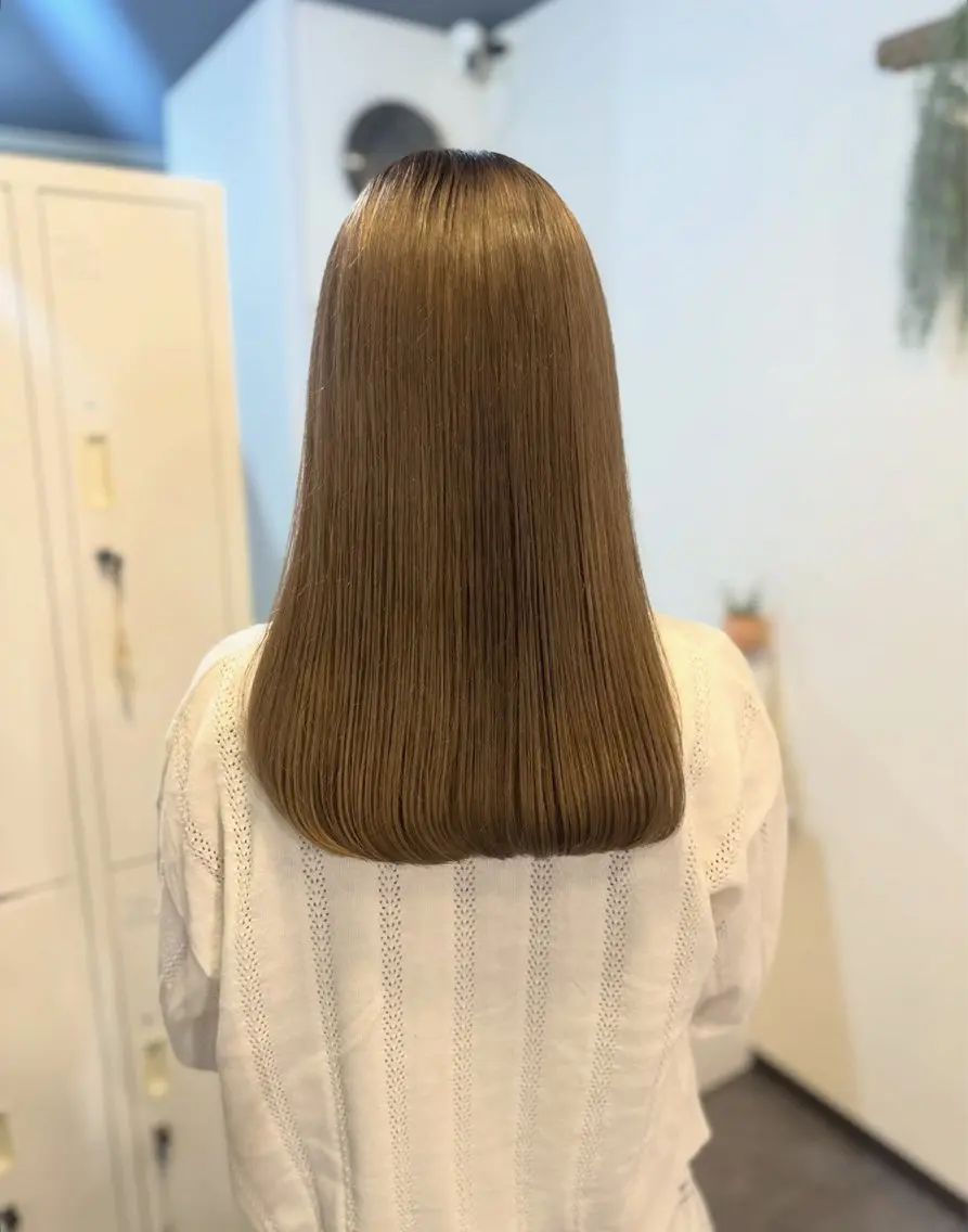 カラー ベージュカラー ミルクティーベージュ ヘアカラー Sherry/R 三川町　木村祐里奈のヘアスタイル