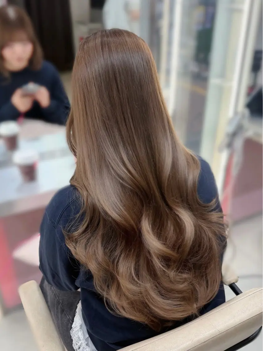 カラー ブリーチ ブリーチなしカラー カット ヘアカラー トリートメント 上品モテガーリー Rena🎀のヘアスタイル