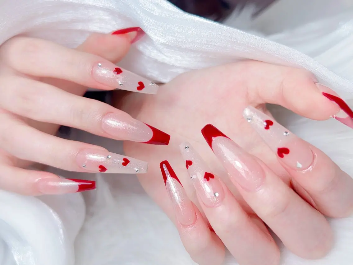 ネイル M🌷nail 長さだし専門店のネイルデザイン