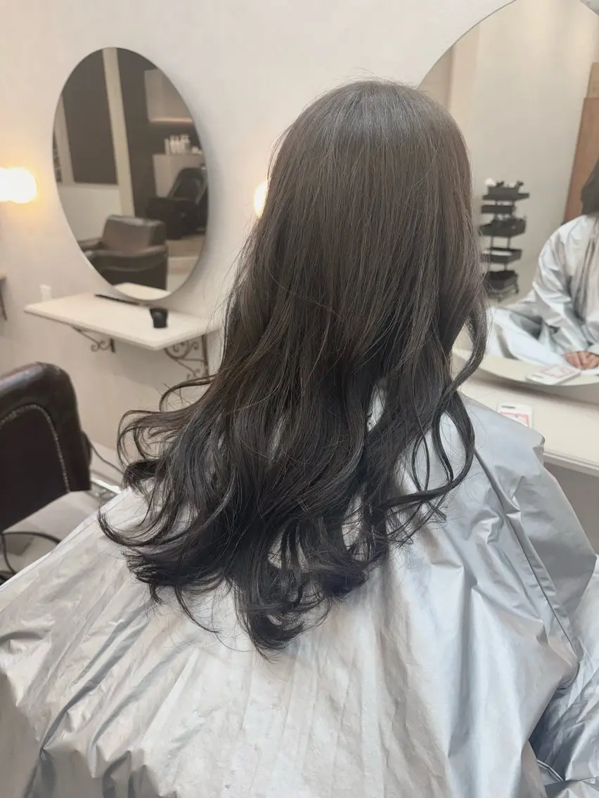 ロング カラー カット ヘアカラー トリートメント AKI 🐉のヘアスタイル