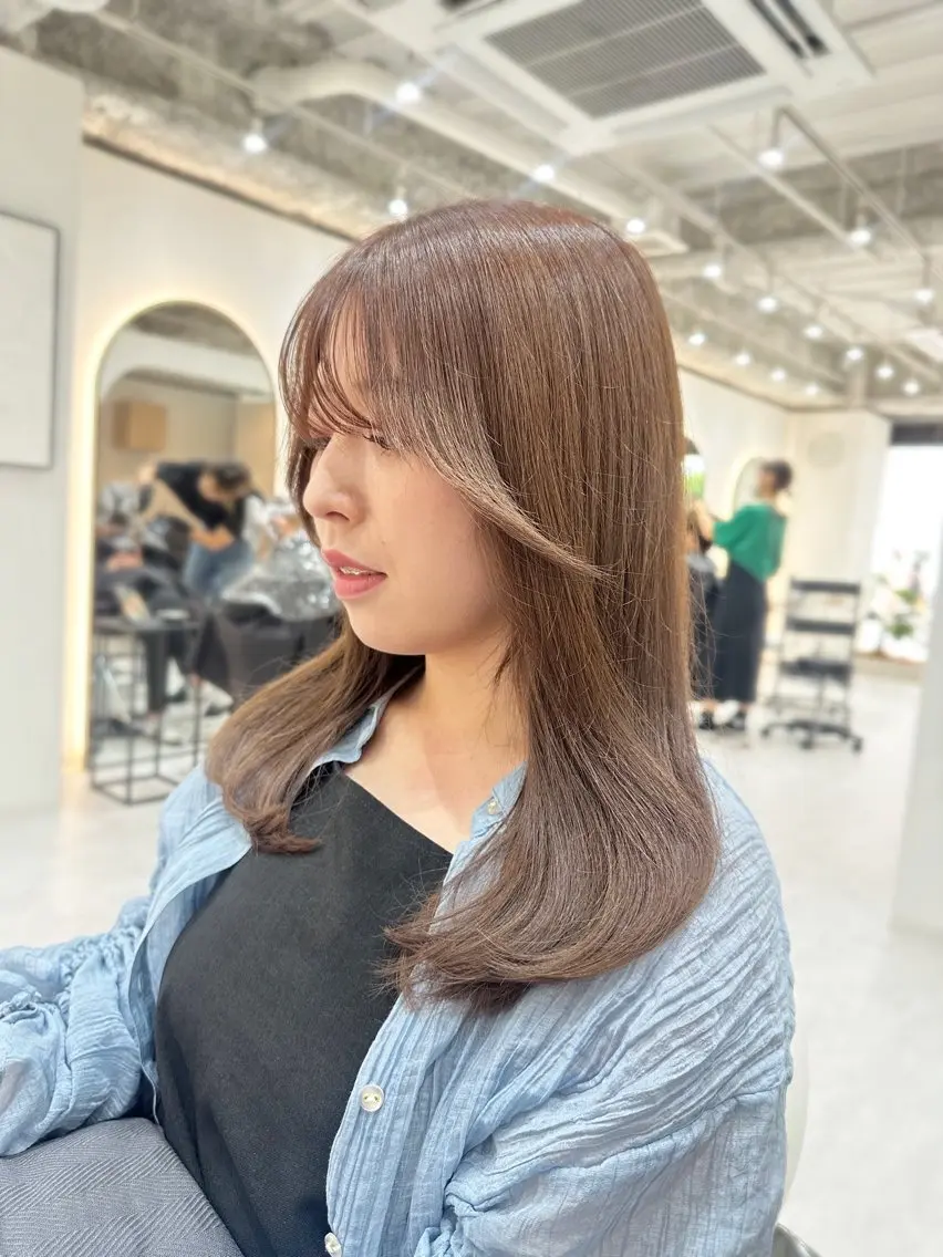 ミディアム カラー カット ヘアカラー トリートメント 韓国レイヤーカット/ 顔周りカットtamaのヘアスタイル