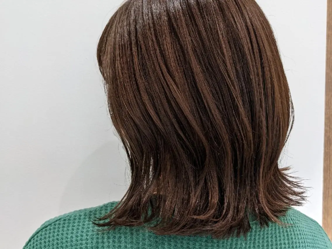 ミディアム ボブ くせ毛 外ハネヘア カット ヘアカラー トリートメント ヘッドスパ 井上 佳奈のヘアスタイル