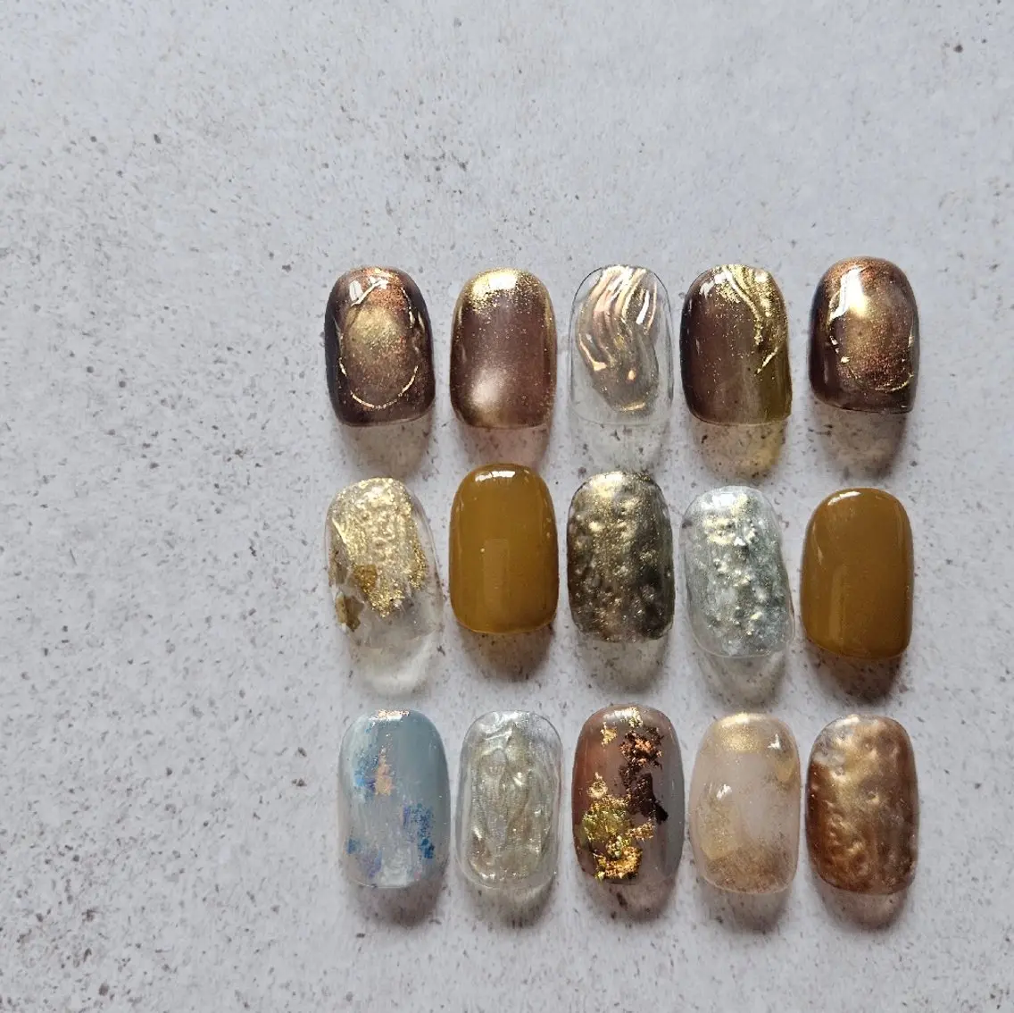 ネイル マグネットネイル ハンドネイル Nailsalon manoのネイルデザイン