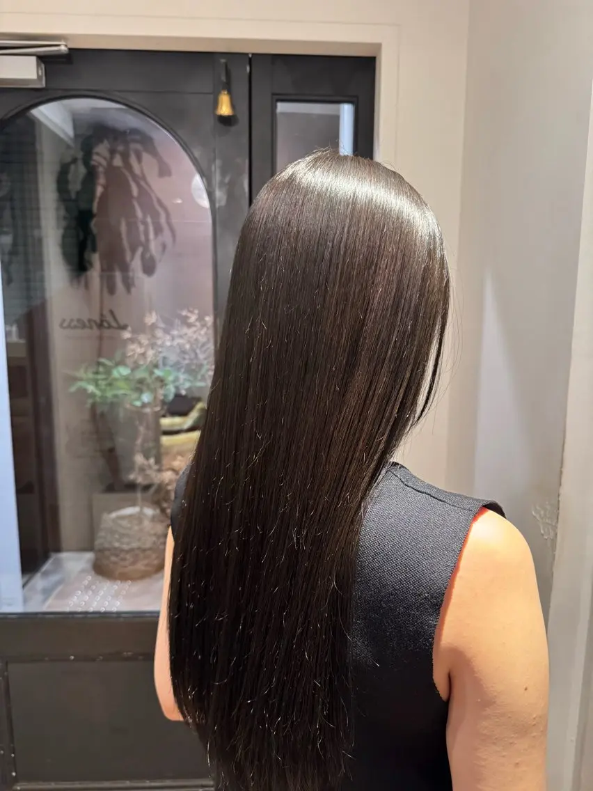 ロング ヘアカラー トリートメント 天真/グレージュ 、透明感カラーのヘアスタイル