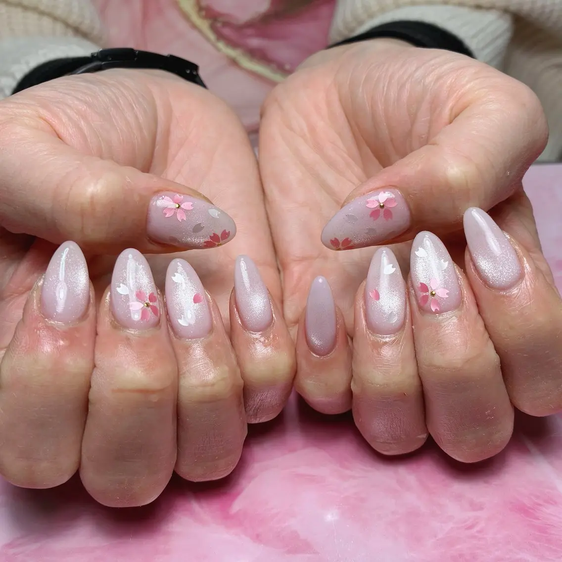 セミロング ハンドネイル hs nail salonのネイルデザイン