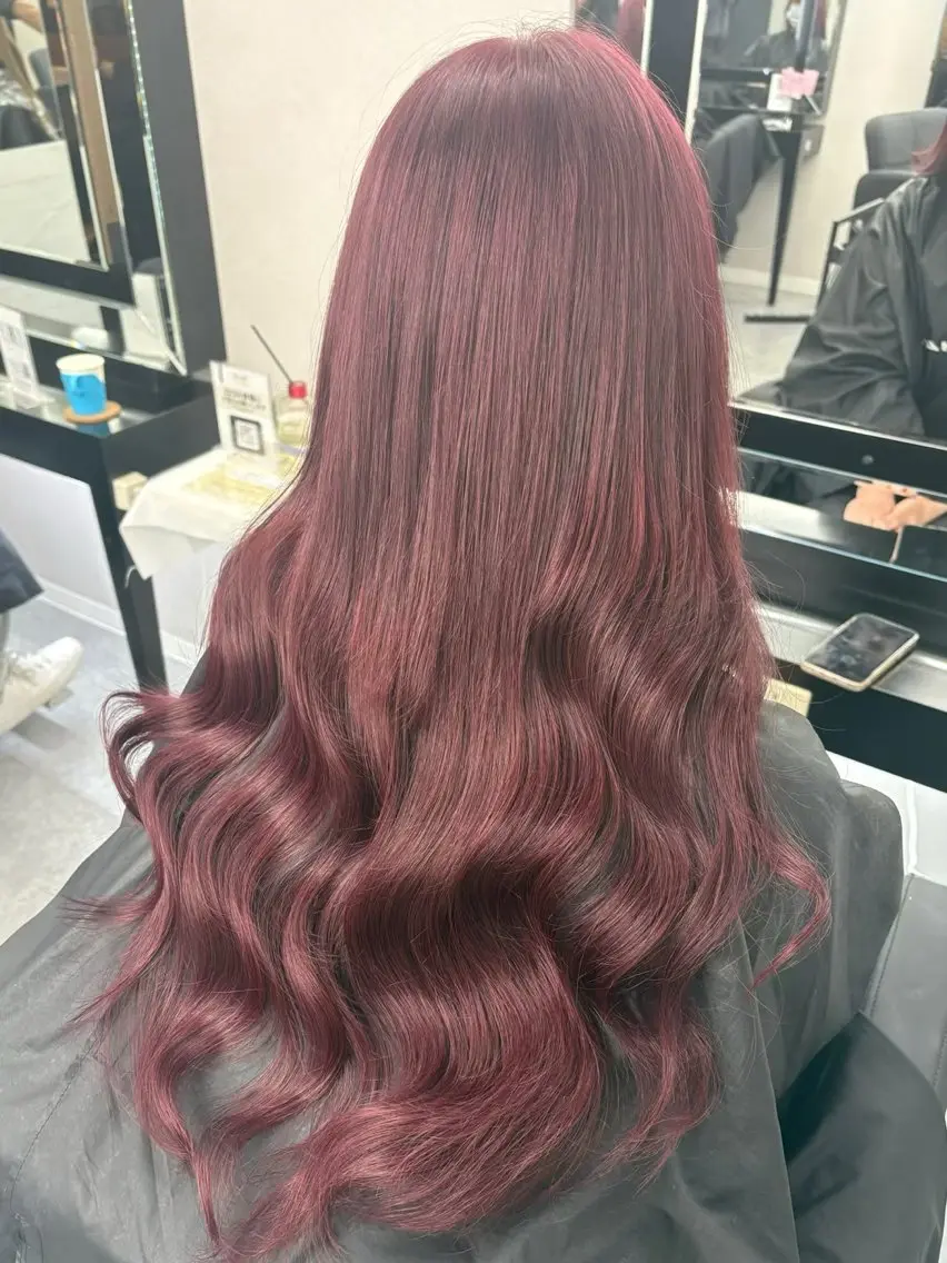 ロング カラー シールエクステ ブリーチ ラベンダーカラー ピンクカラー ピンクラベンダー ヘアカラー エクステ ベルグロー アルファのヘアスタイル