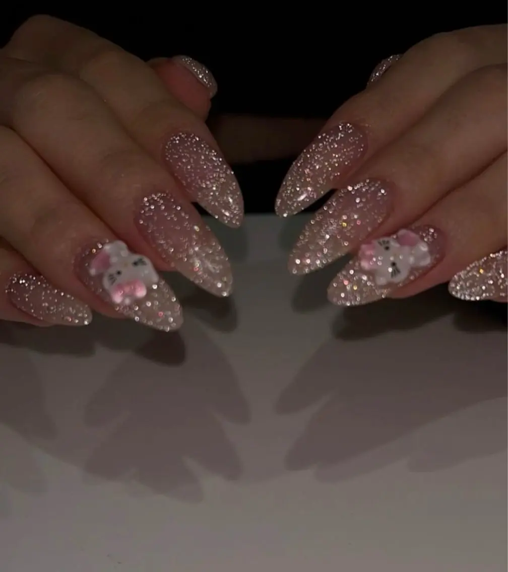 ネイル ガーリー キラキラネイル ロングネイル ネイルチップ ハンドネイル BERA NAILSのネイルデザイン