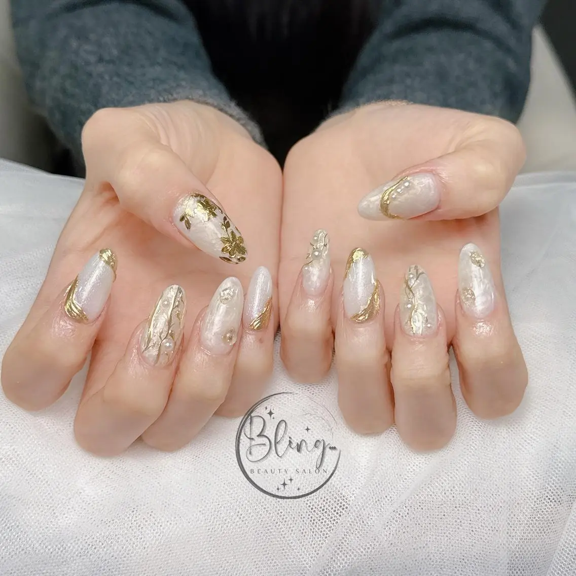 ロング 韓国風ヘア ハンドネイル Bling Salonのネイルデザイン