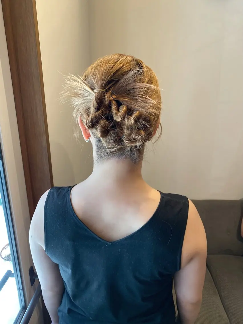 ミディアム ヘアアレンジ ヘアセット ENIF ヤマグチアツコのヘアスタイル
