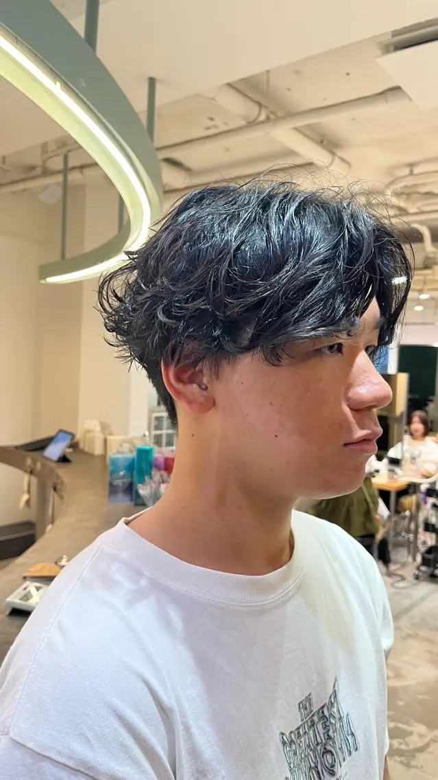 ショート パーマ メンズ カット パーマ センターパートメンズ 曲がる縮毛矯正/晴輝のヘアスタイル
