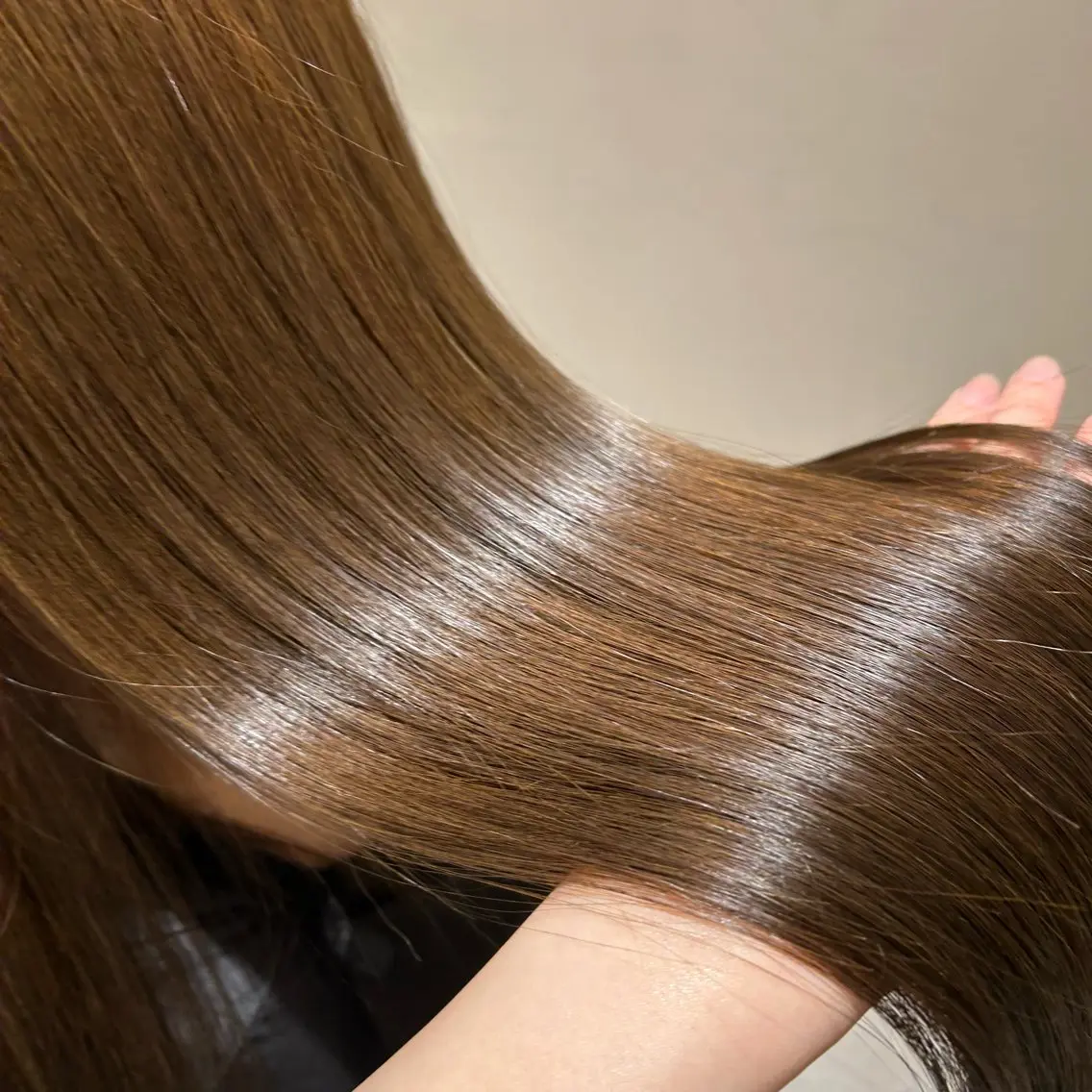 ロング ヘアカラー トリートメント 透け感カラー/顔周り レイヤー arisaのヘアスタイル