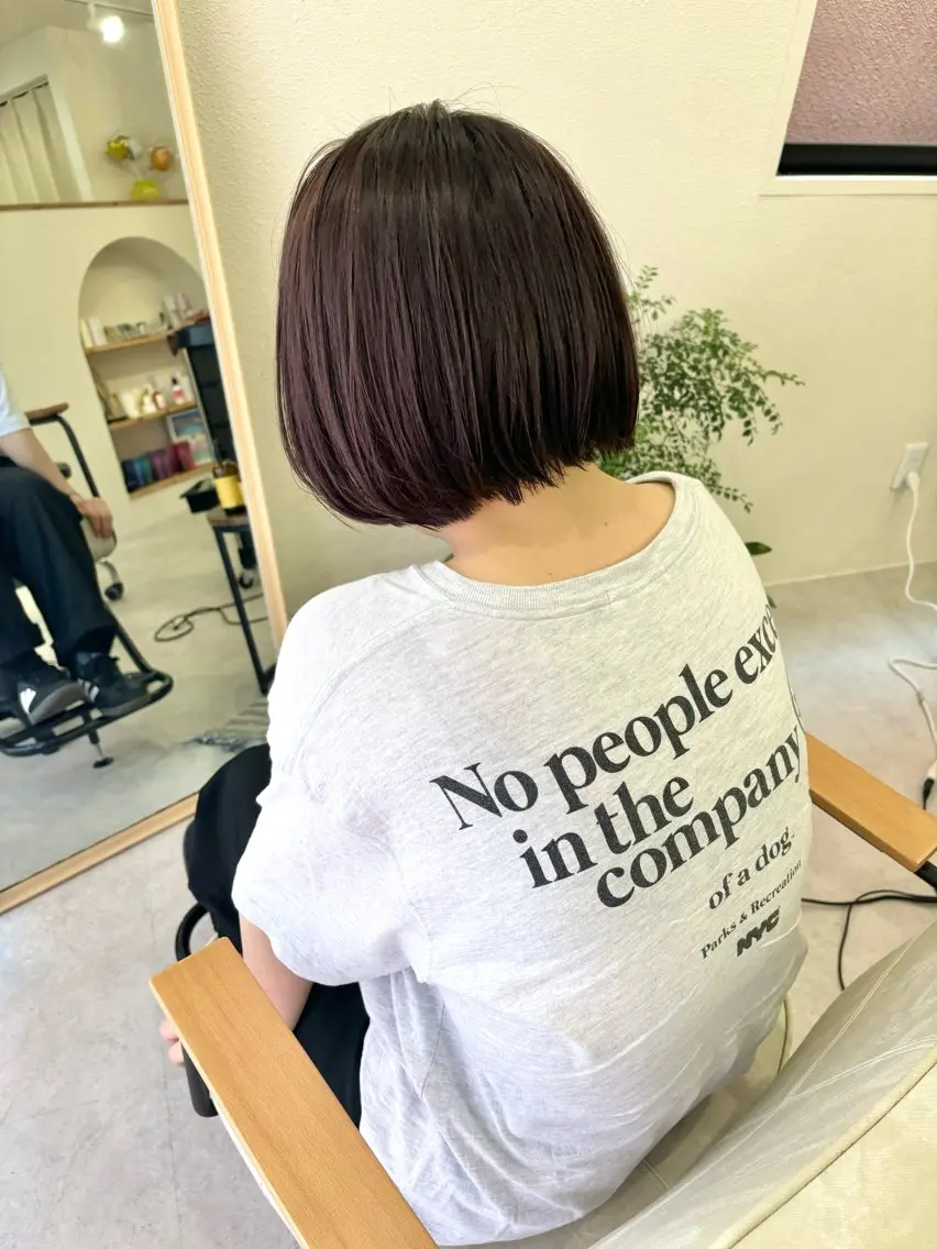 ショート カラー ブラウンカラー チョコレートブラウン ボブ 大阪ヴィーガンサロン KANAKOのヘアスタイル