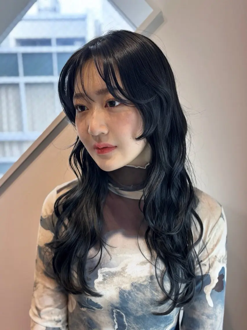 ロング レイヤーカット ロング 🫧透明感・艶カラー miyu🫧のヘアスタイル