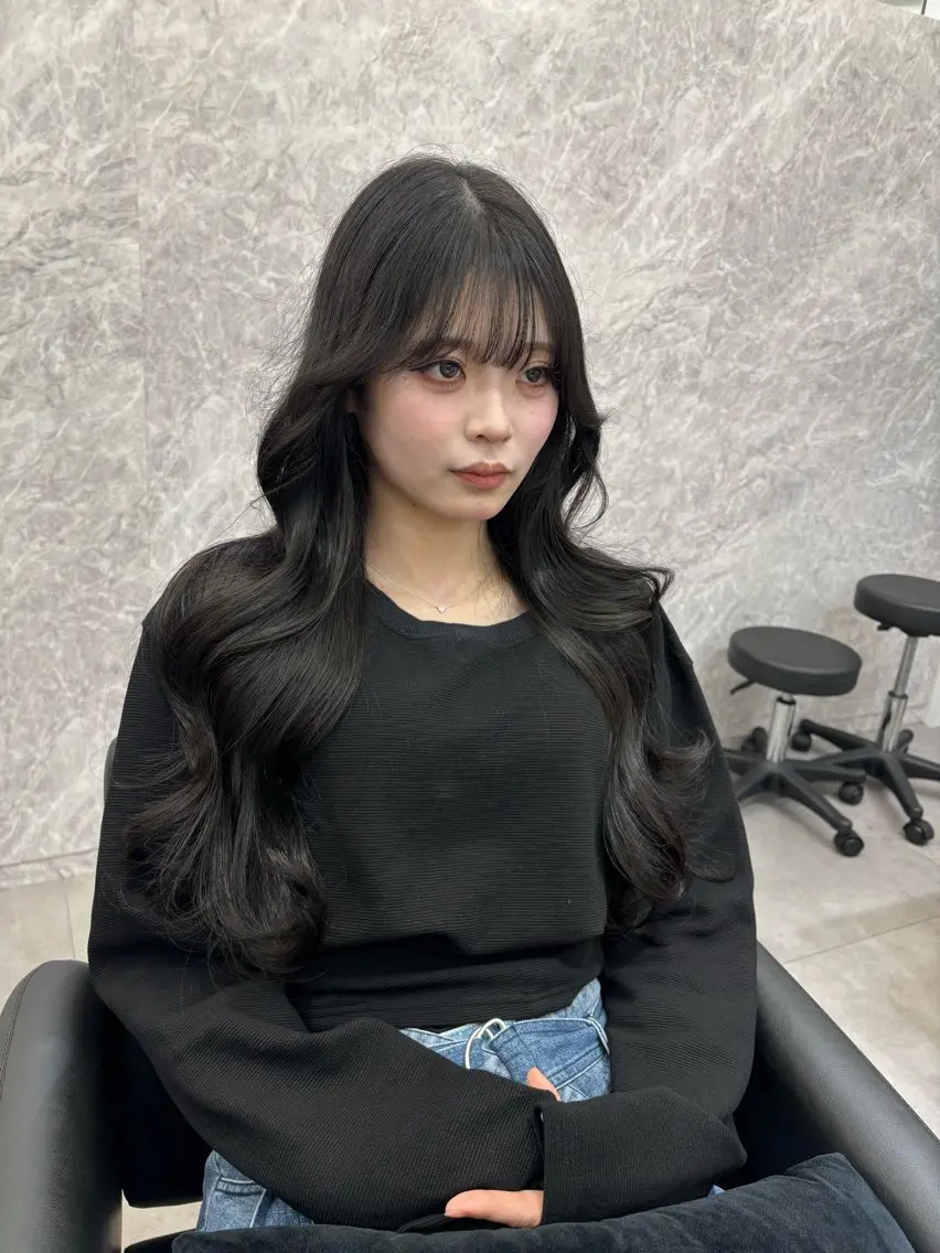 ロング カット ヘアカラー トリートメント 酸性縮毛矯正 Coreすずのヘアスタイル
