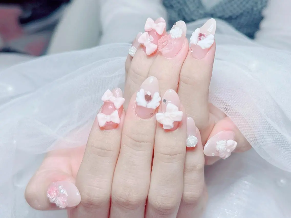 ネイル ハンドネイル ハンドケア Naomi nailのネイルデザイン