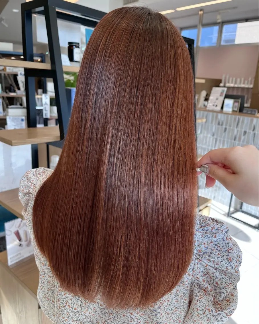 ロング 渡邊 琉衣のヘアスタイル