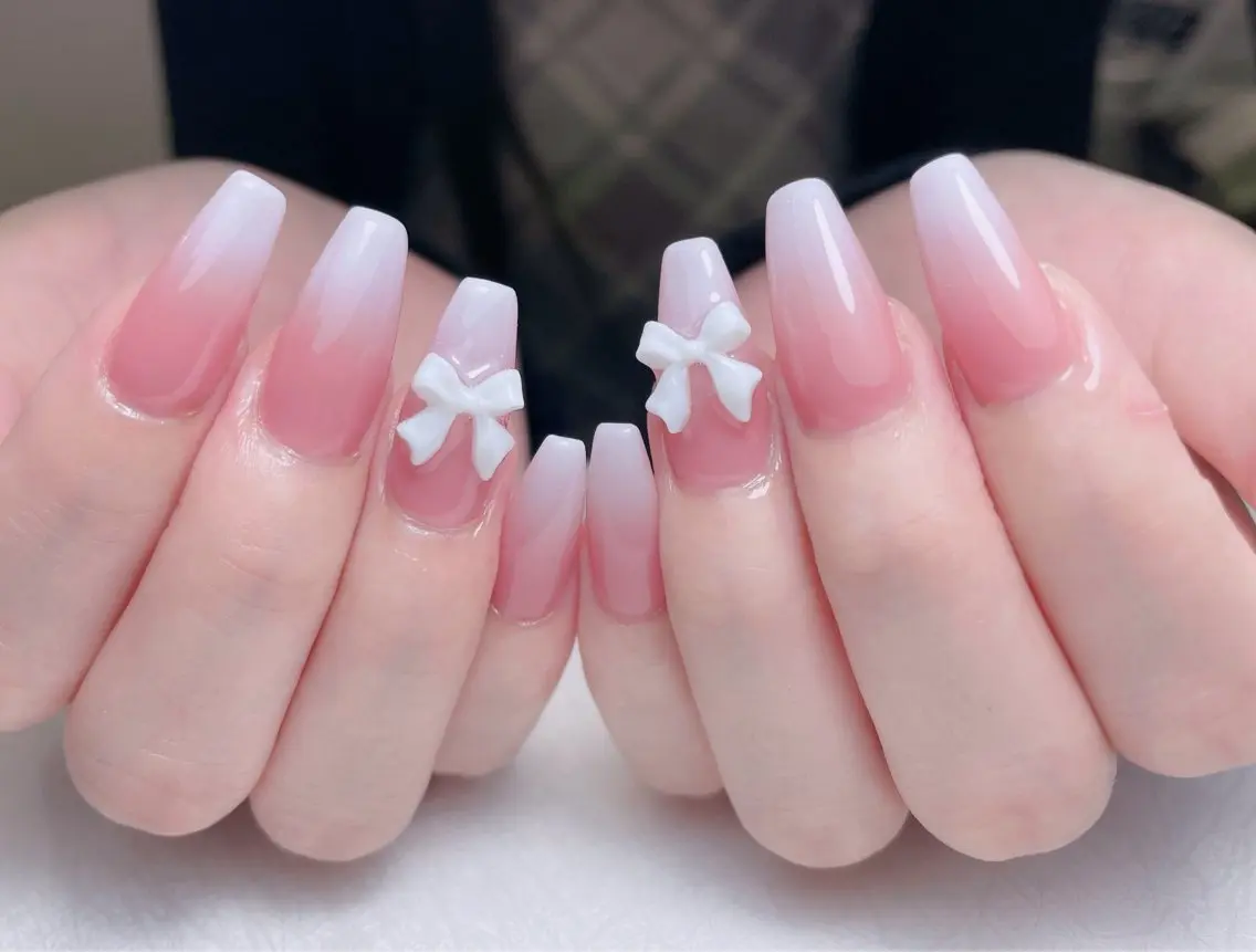 ネイル 長さ出し フットネイル フレンチネイル ジェルネイル ガラスフレンチ 中野駅から2分 MEO NAILのネイルデザイン