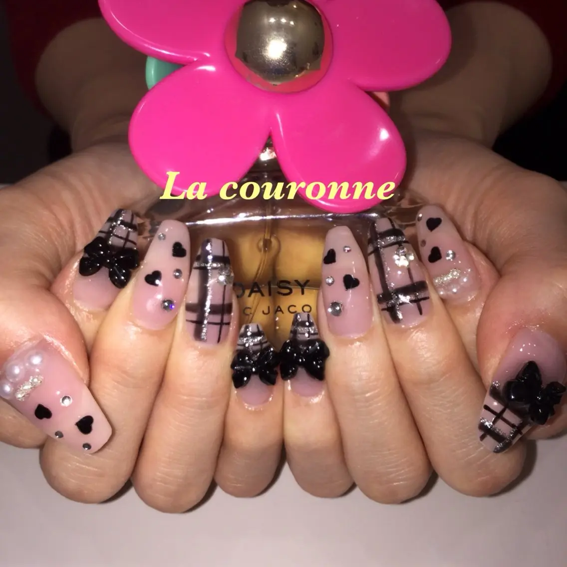 ネイル ハンドネイル Lacouronne NATSUMIのネイルデザイン