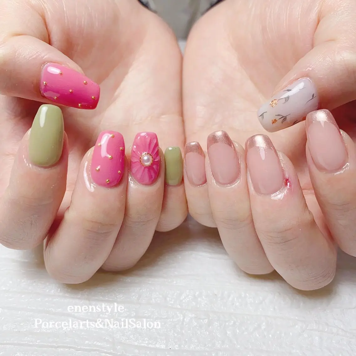 ミディアム ネイル 🐾enen style 🐾のネイルデザイン