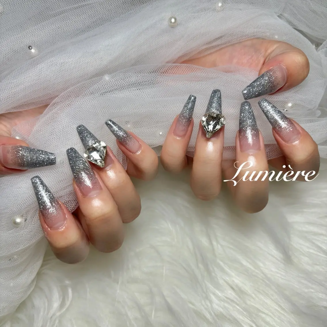 ネイル ハンドネイル Lumière| ロング|ワンホンのネイルデザイン