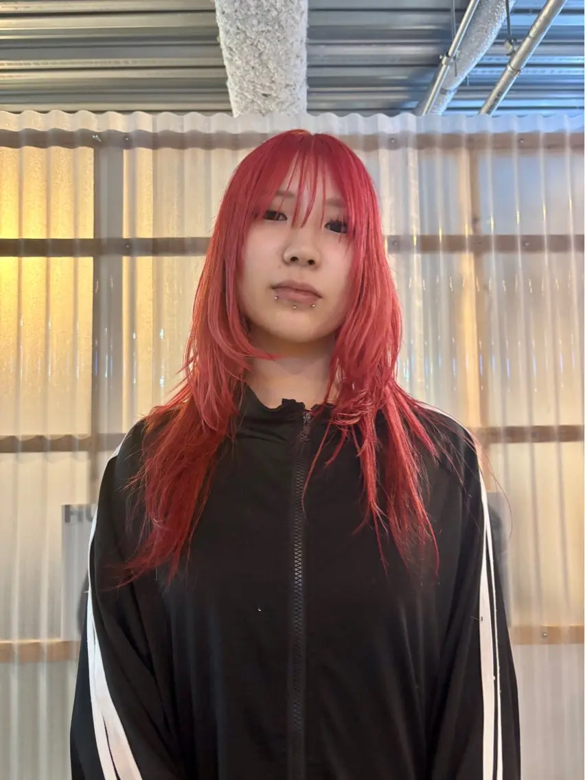ロング カラー 和田 有生のヘアスタイル