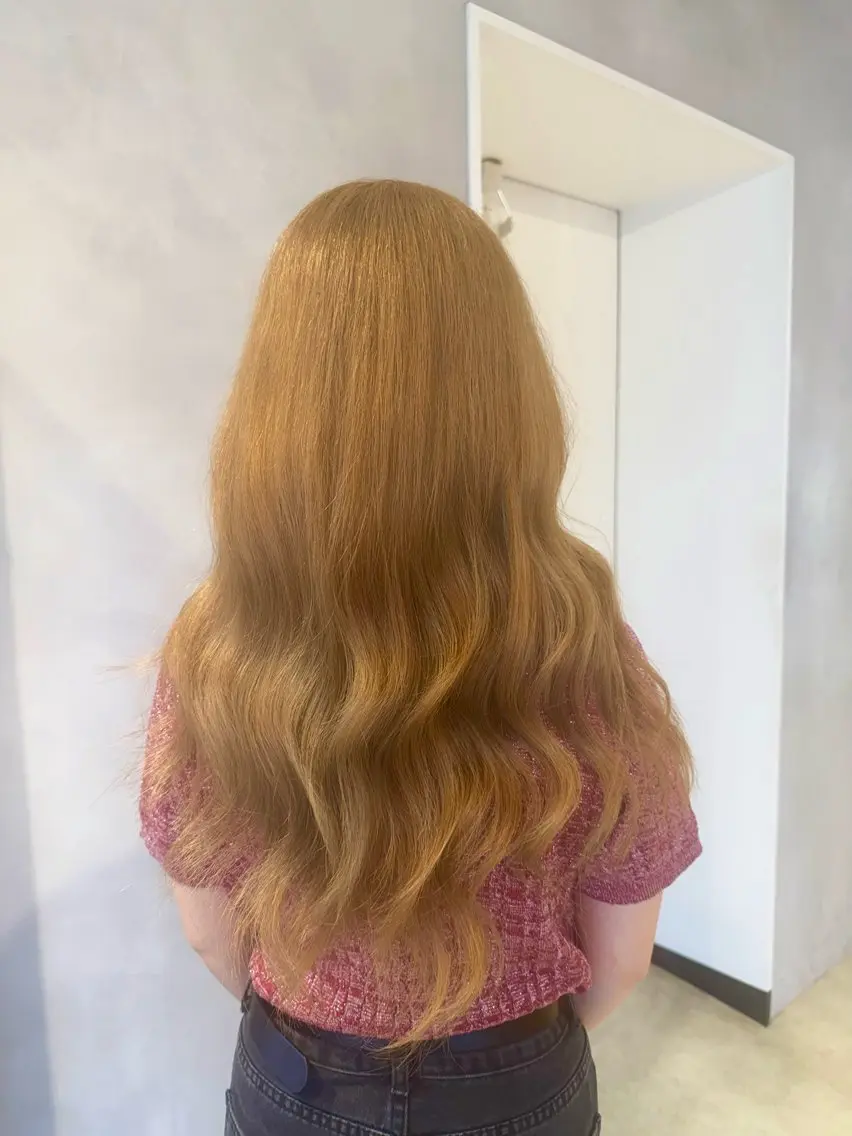 ロング カラー ベージュカラー ブリーチ ミルクティーベージュ カット ヘアカラー ハイトーン/うる艶 🤍カラー Mioのヘアスタイル