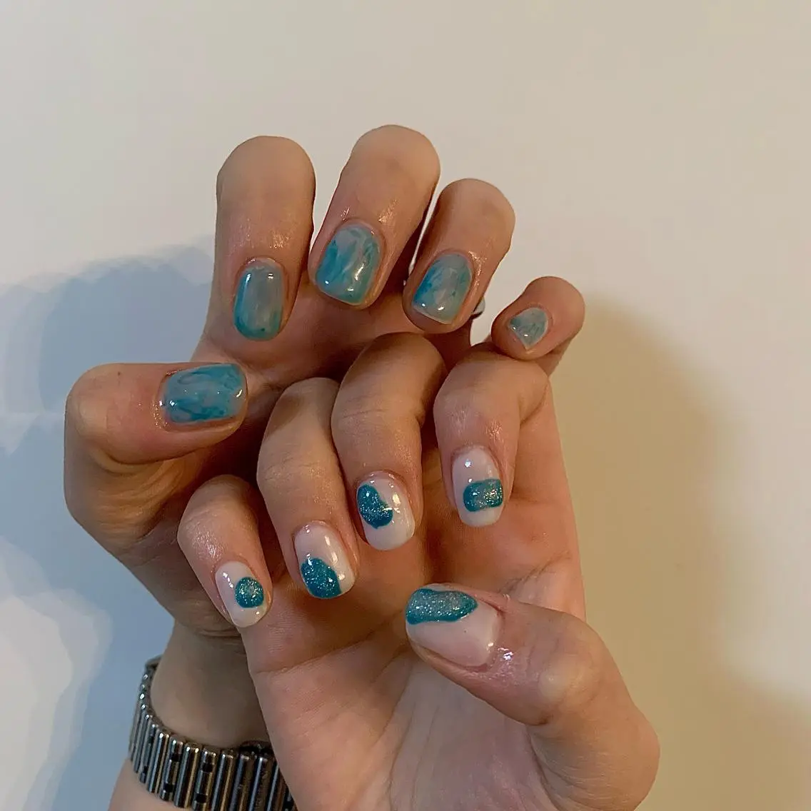 持ち込みデザイン🦋（オフなし、ケア込み）の写真