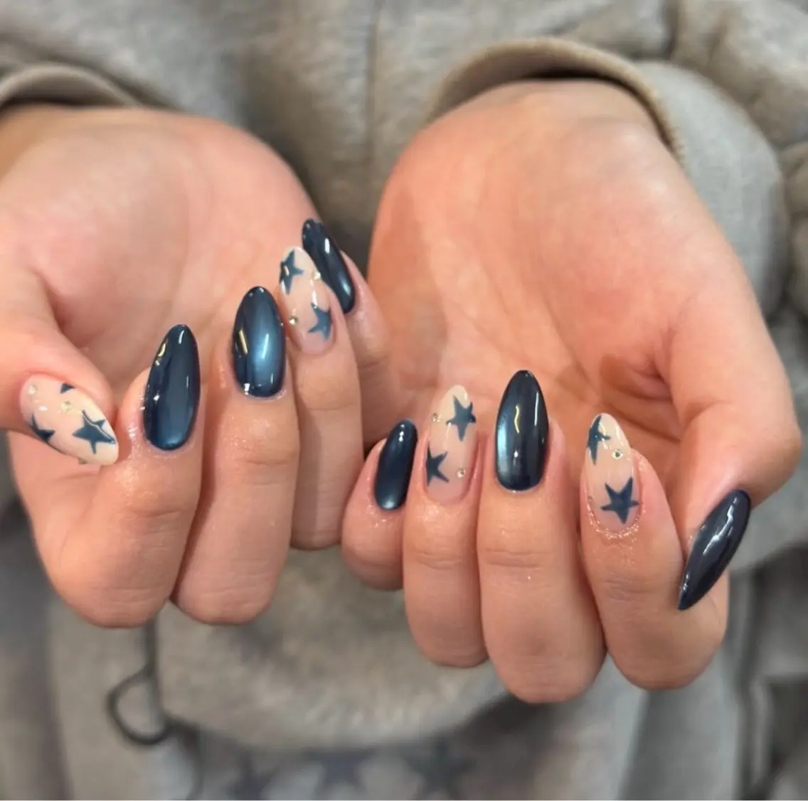 ネイル ハンドネイル moon nailsのネイルデザイン