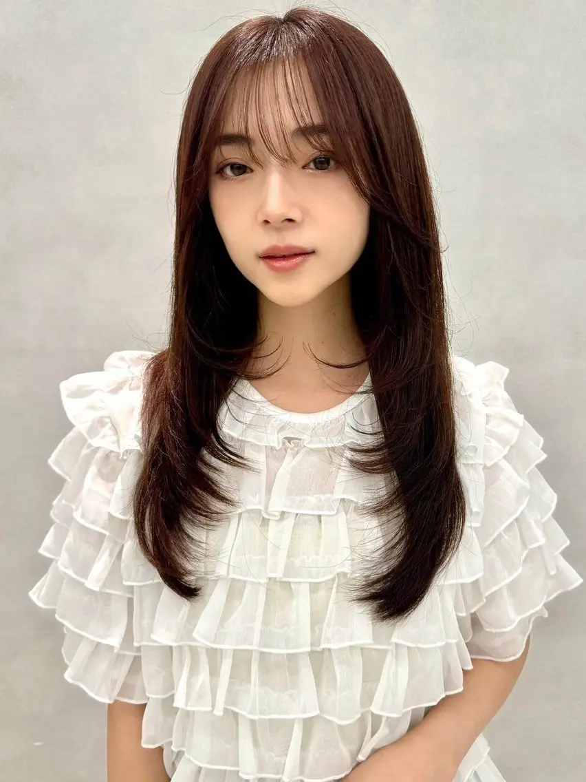ロング カラー ヘアアレンジ 顔周りカット 韓国風ヘア レイヤーカット 小顔カット ✨レイヤー/ 透明感カラー✨冨永剛のヘアスタイル