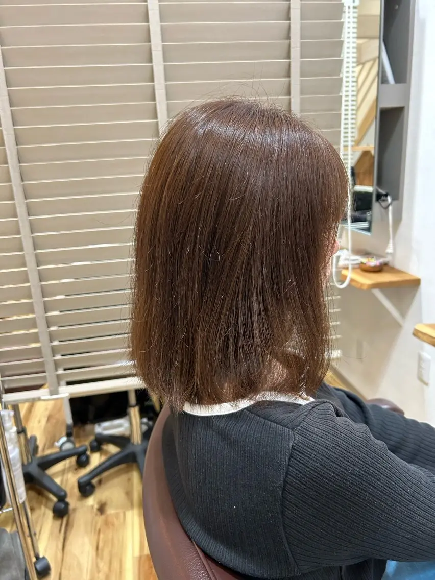 ミディアム カラー ブラウンカラー ナチュラルブラウン 根石 結菜のヘアスタイル