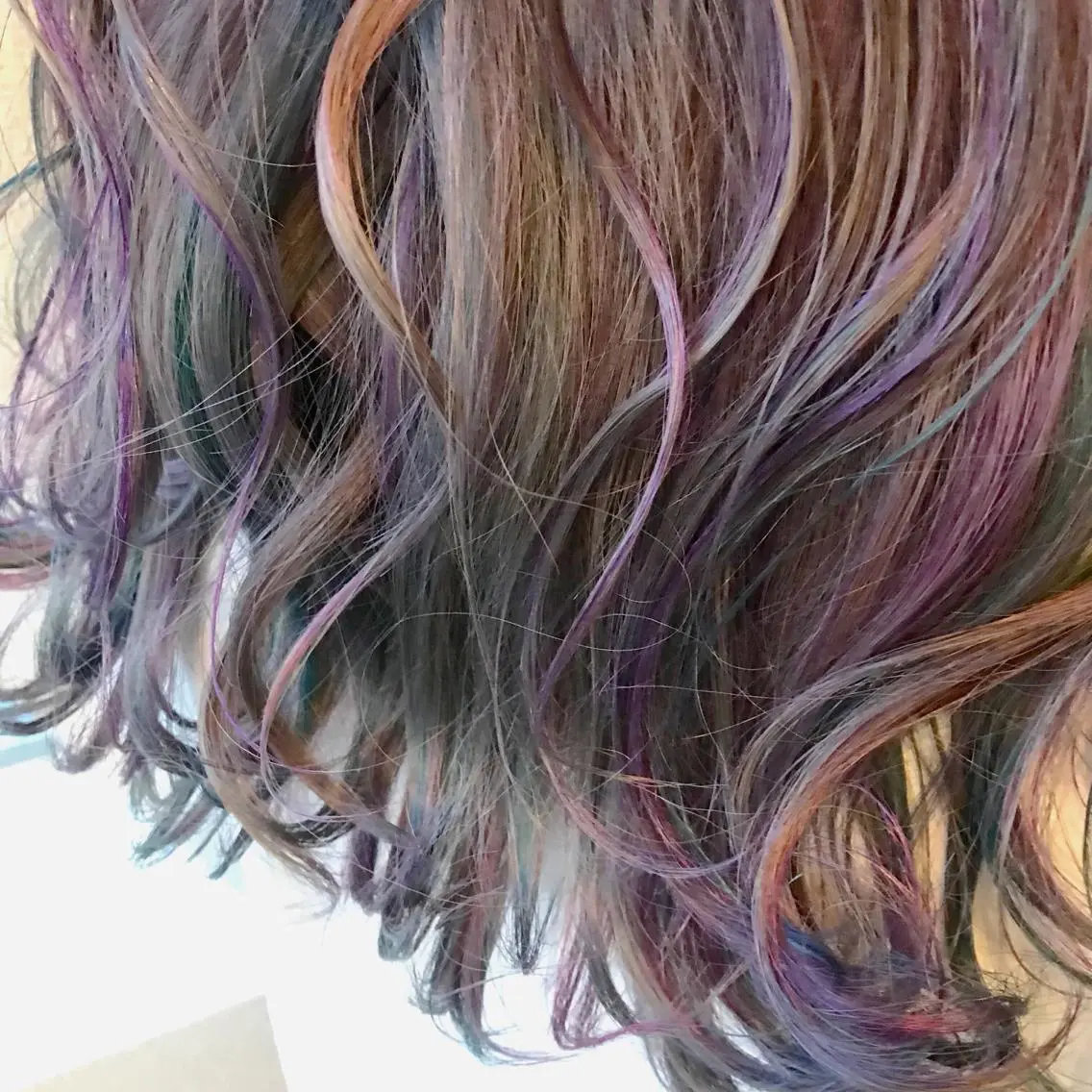 セミロング カラー ユニコーンカラー ヘアカラー トリートメント lani ブリーチ /ダブルカラーのヘアスタイル