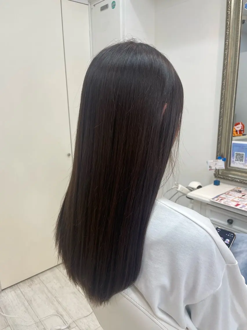ロング カット 縮毛矯正 新籾 尚哉のヘアスタイル
